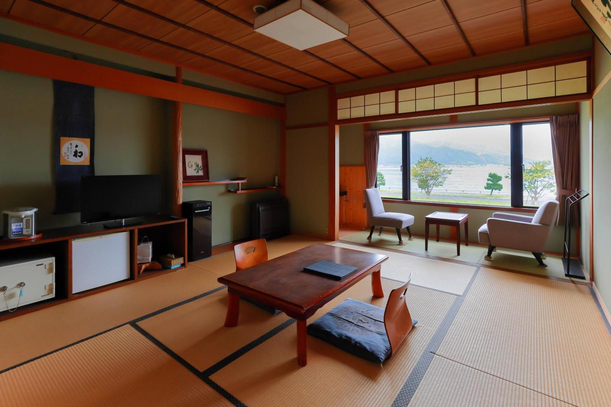 Jinpuso Hotel Miyazu Buitenkant foto